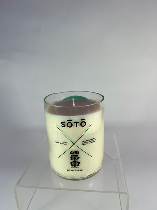 16 oz Repurposed Sōtō Candle in Seduktion